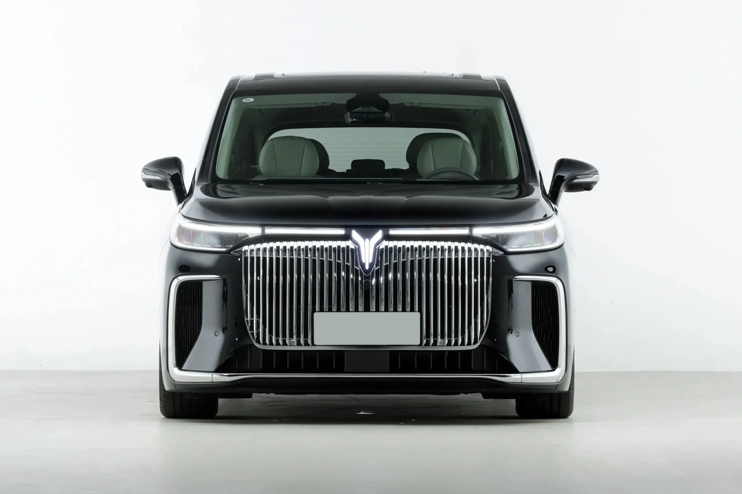 imgi_69_Innovative-Hybrid-Exceptional-Specifications-Voyah-Dreamer-Phev-Cars Voyah 2026 Dreamer Phev 1.5t Ultra-Long Range Flagship Version Automatic Car – Buy Direct from China | Vehicles From China for Sale - Image 1